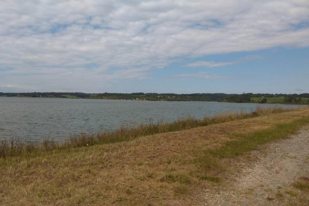 Gîte en pleine nature proche du lac de la Gimone Saint-Blancard Esterno foto
